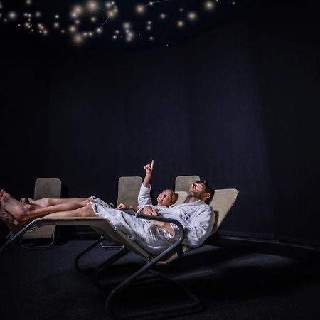 Thermenhotel Gesundheits-باد بوخاو المظهر الخارجي الصورة